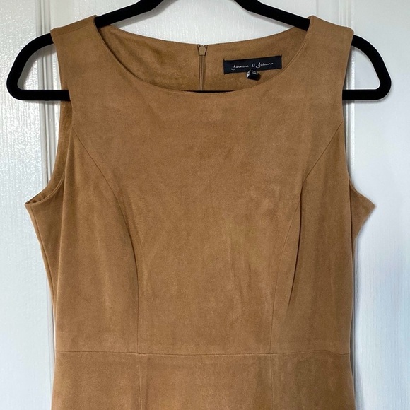 Washable suede dress size 4 - Picture 3 of 7